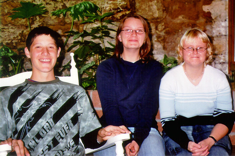 Alltag im Heim: Fabian, Annika und Janine erinnern sich an die
letzten Besuche von Verwandten Photo: Jugendgruppe2